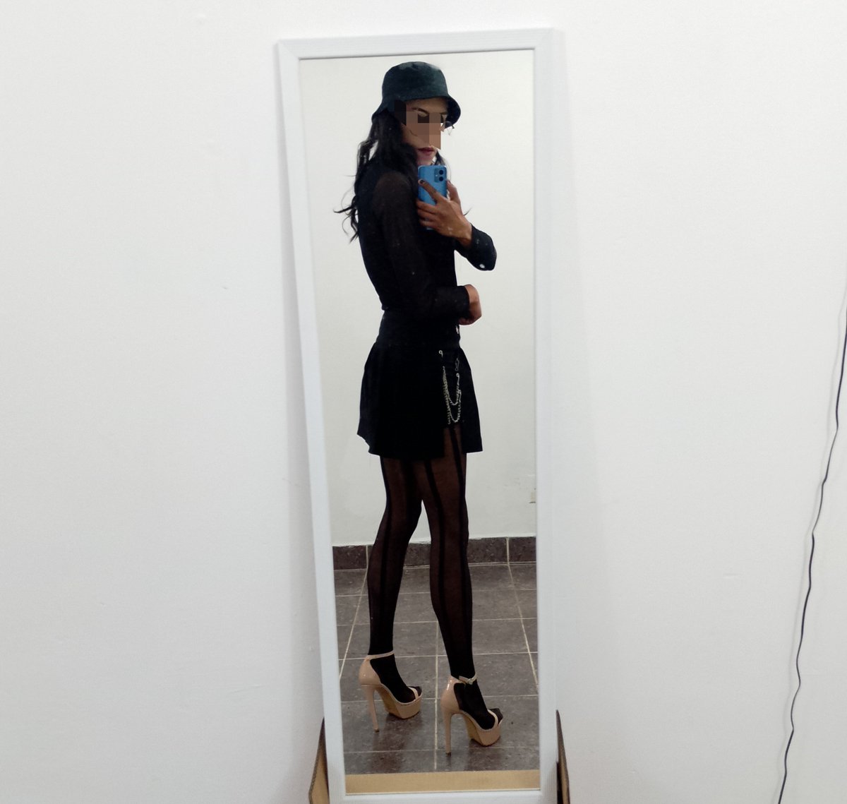 Ando_Loca's tweet photo. Anduve un poco perdida pero ya he vuelto 😚😘

Quiero conocer amigas para salir 🥹

#Travesti #tvcloset #travesticdmx #femboy #Crossdresser #tvcdmx #crossdresingcdmx #sissy #highheels #tacones https://t.co/l6Rjx2OOiU