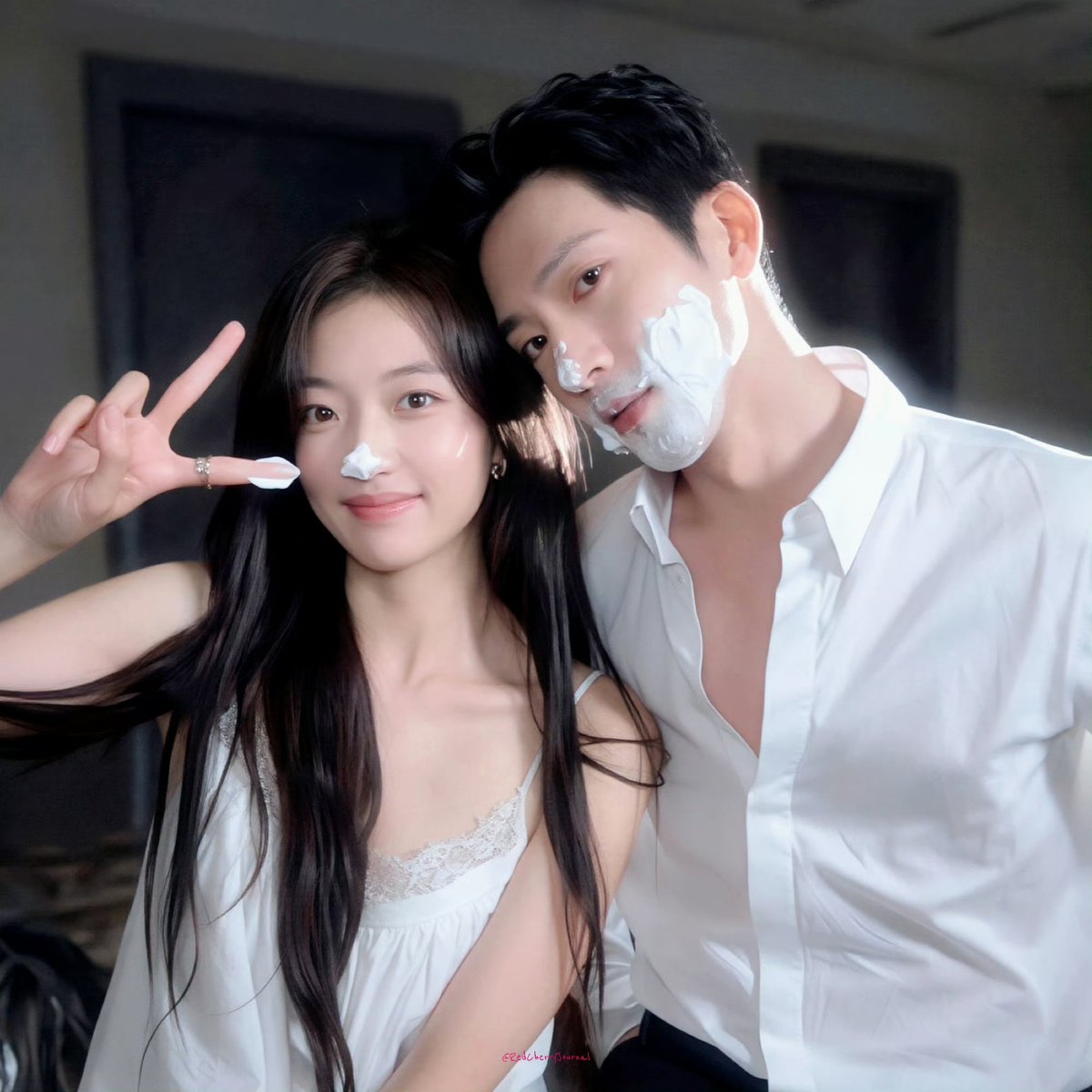 racoonbun's tweet photo. chemistry mereka on fire bangetttt 🔥🔥

#TheEarlySpring #JingBoran #SunQian https://t.co/EVrx4V2TDU