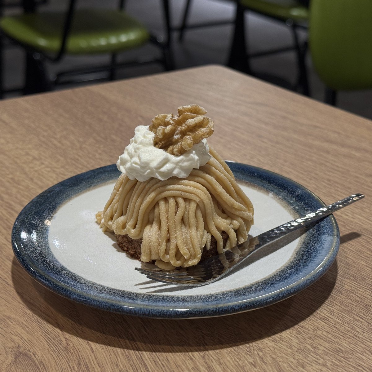 kusa_studio's tweet photo. 今日營業🌰
11:30～19:30

#草咖啡 #KUSACAFE https://t.co/hkRsoO71BE