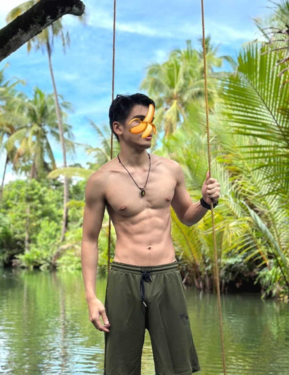 kiacle's tweet photo. Stay di jakarta ya 
Fast resp melalui wa di bio ya 

#jakarta #gayjakarta #PIJATFULLBODY #pijatjakarta #pijatjakartapusat https://t.co/egbaE0Vqt7