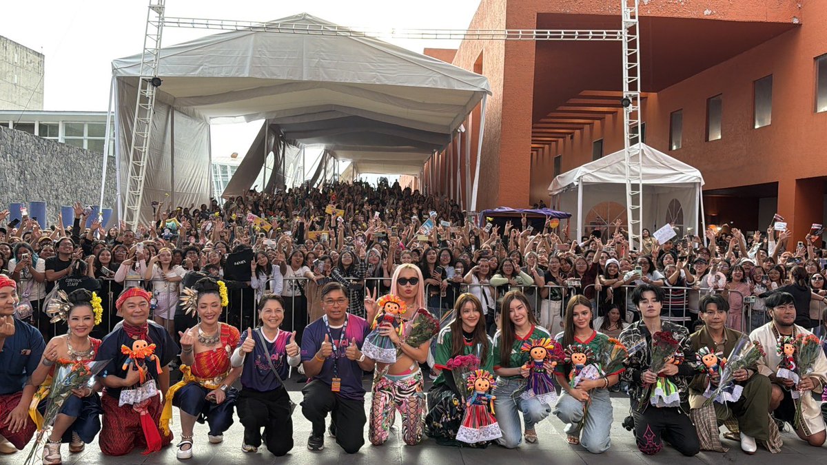 KongthupsArtist's tweet photo. MCKA AT THAI FEST MEXICO 2026 🇲🇽

Mexico, you were AMAZING! ✨
ขอบคุณสำหรับการต้อนรับแบบจัดเต็มนะคะ บรรยากาศทั้งสนุกสนาน อบอุ่น ทุกคนเอ็นจอยมาก! 🙌🏻🔥

Thank you, Mexico, for the warmest welcome! ✨
So much fun, so many smiles, and so many wonderful memories. 🙇🏻‍♀️
MCKA truly enjoyed every moment! 

#Mckadee 
#ThaiFestivalMexico
#KongthupsArtist