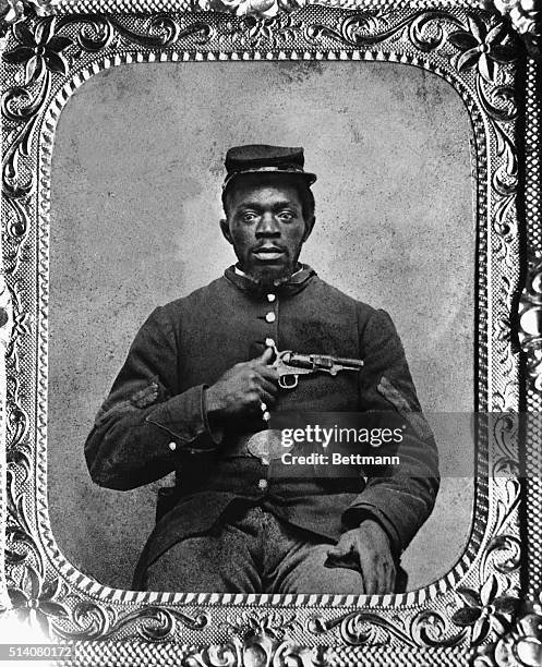 ThePoserSATIRE's tweet photo. @TheFactFinderr Yes, all Black Americans with slave ancestry, needs to pay reparations to every families of the approximately 360,000 Union soldiers that died to free them during the American Civil War, or face repatriation to Africa. https://t.co/fJ6UIJE3jR