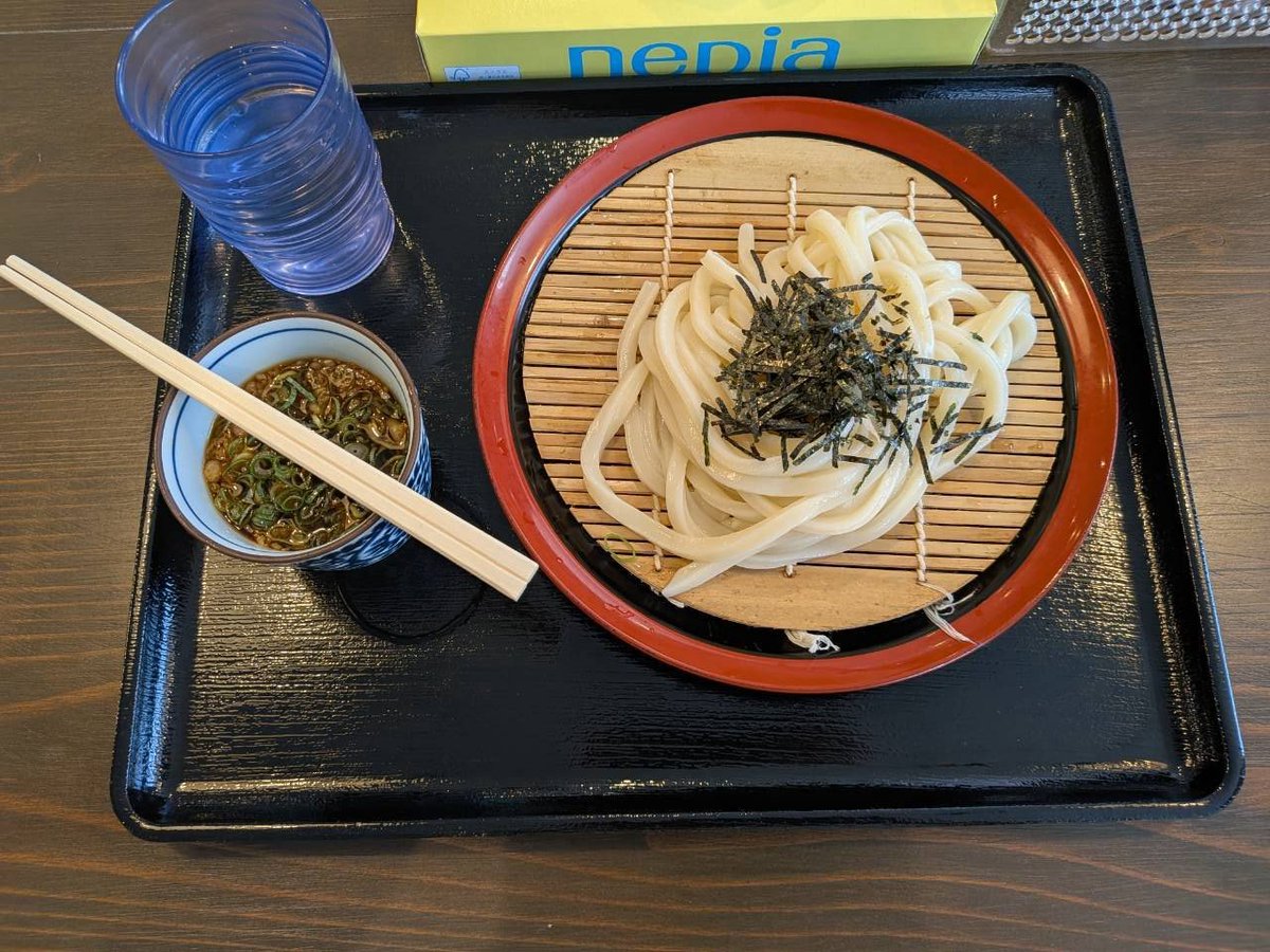 absolt1224's tweet photo. 香川来てうどんで腹パンすぎる https://t.co/3Y86BKtKUR
