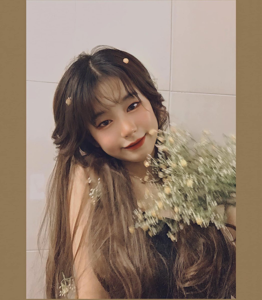 TrulaCeo's tweet photo. the way moments fade into memory is quite strange when you actually stop 🍂 https://t.co/RVEEPPa8HO