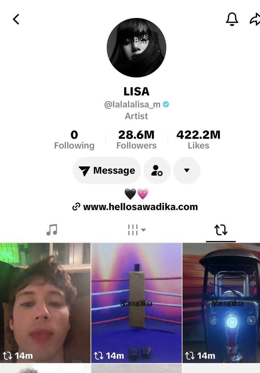 skemzei's tweet photo. LISA REPOSTED TROYE SIVAN USING SAWADIKA https://t.co/J98fWYtOiW