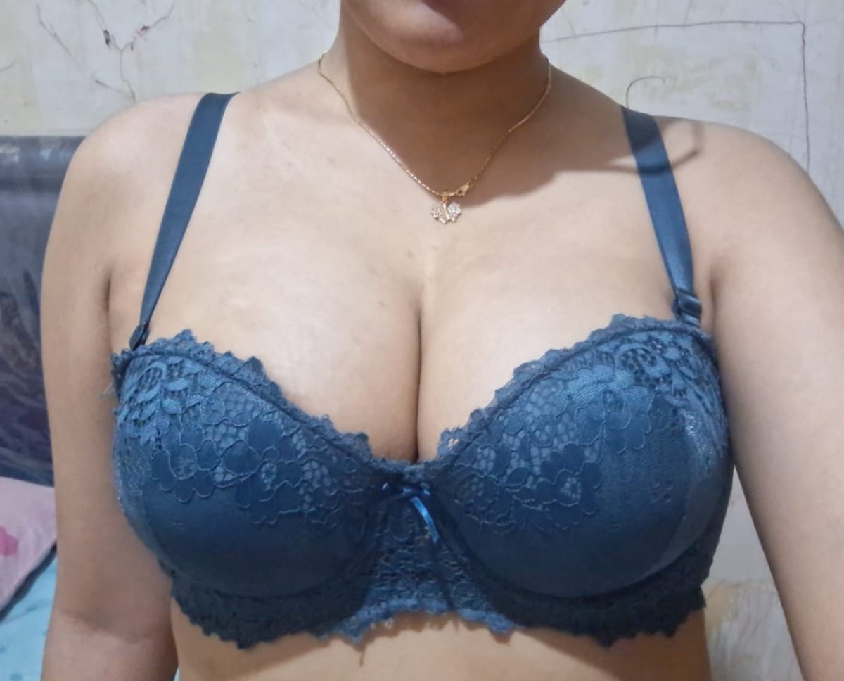 meand94248's tweet photo. duh guys byk bgt yg dm, cape jari aku balesinnya hehe, aku kasih sini ajaa yaaaw https://t.co/k7nj5itVvP