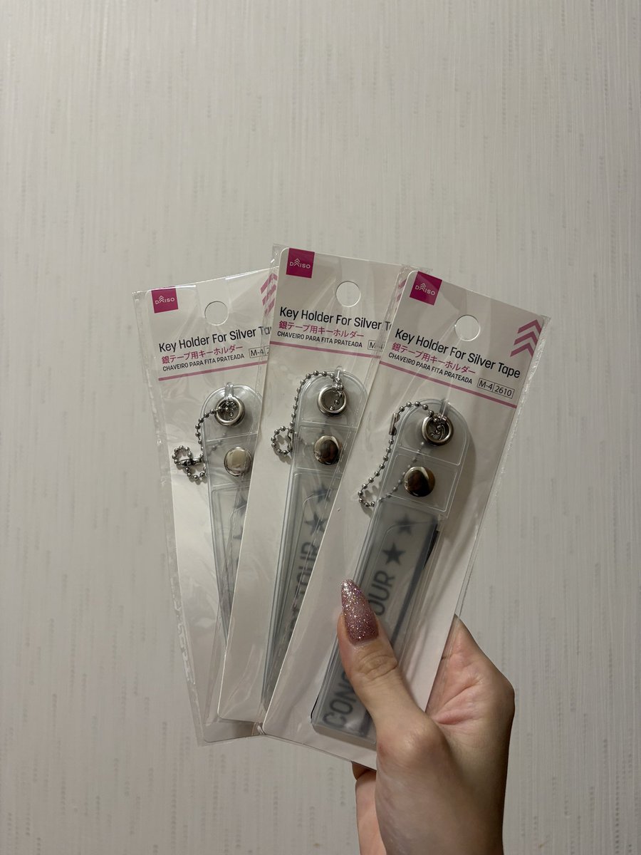 Perfutaba12324's tweet photo. ダイソーの銀テキーホルダー
やっっっと見つけたの👀🌸 https://t.co/vIw49dTkvk