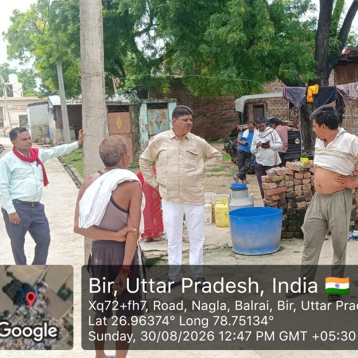 EDDSirsaganj's tweet photo. बकायेदार उपभोक्ताओं के घर-घर जाकर,  बिल का भुगतान शीघ्र करने हेतु सूचित/प्रेरित किया जा रहा है।
@UPPCLLKO
@MDDVVNL
@dvvnlagra
@dvvnlfirozabad https://t.co/wvouVSI3xM
