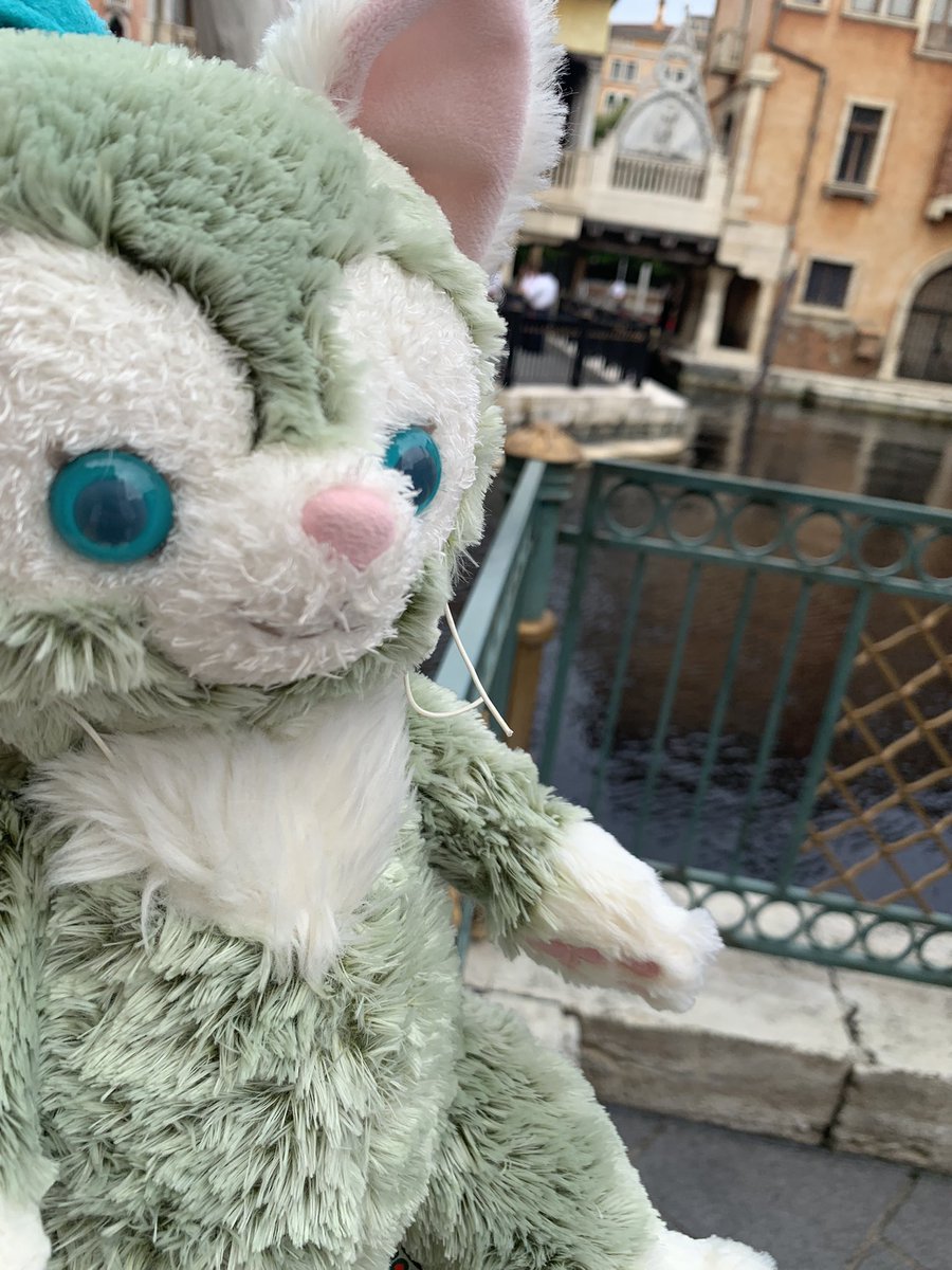 Runba9900's tweet photo. ピーターパン乗ってヴェネツィアンゴンドラに来たよぉ、流石に遠いね https://t.co/GXwsdCZaFO