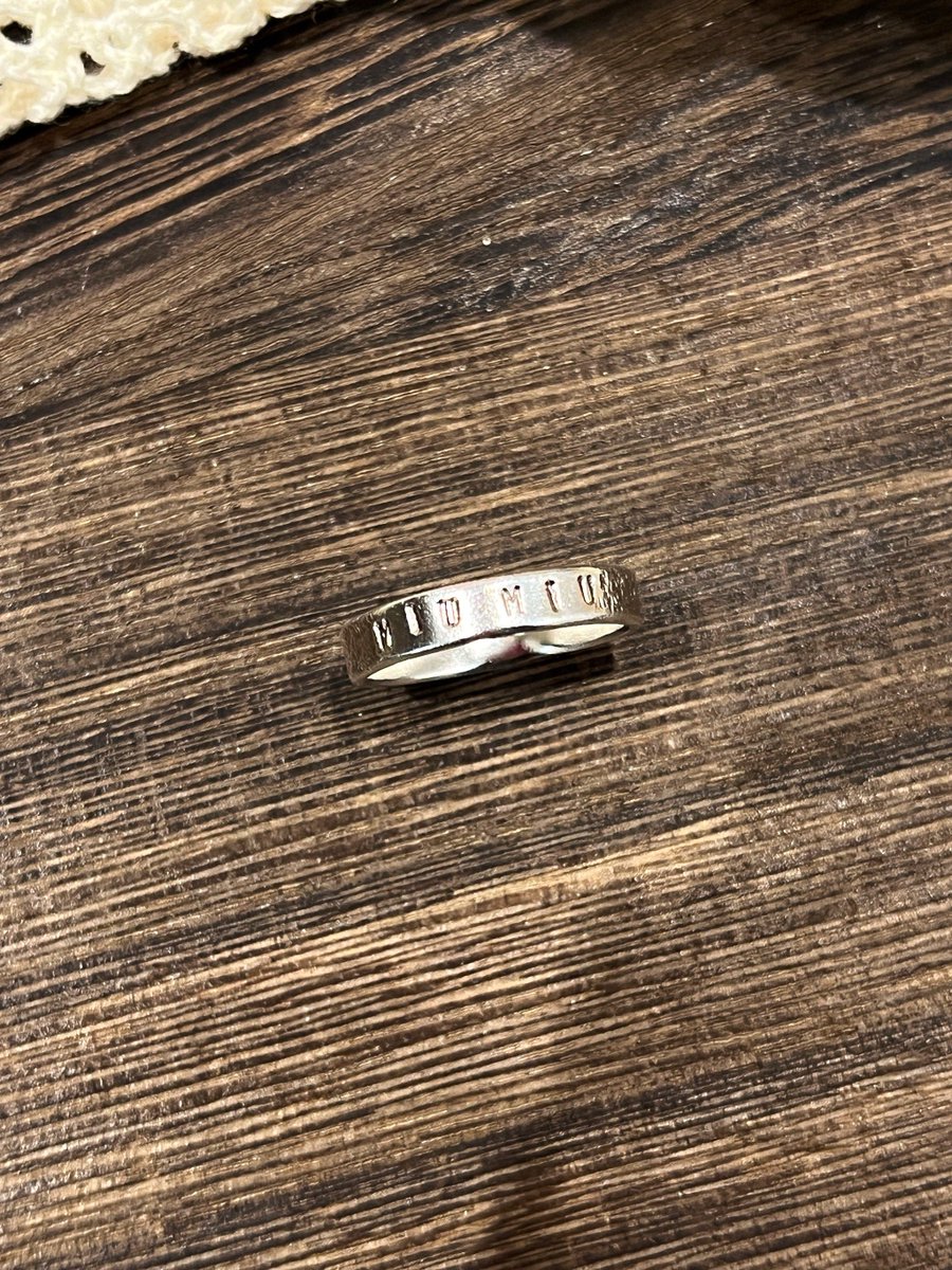 b56110962's tweet photo. 【周末轻体验·手作银戒】亲手敲下专属印记，把温度绕进指缝，今日艺术体验课仅剩2席，戳链接锁定指尖小确幸， https://t.co/yn6ZgUTna1