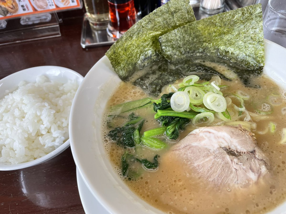 GmamuBi's tweet photo. 激動の昨夜から
とりあえず今は
目の前の仕事を
乗り切る為の
エネルギー源

心配して付いてきて
くれた優しい舘♡

#我が家の日常
#ウチご飯🍚 https://t.co/QLwxkfikhg