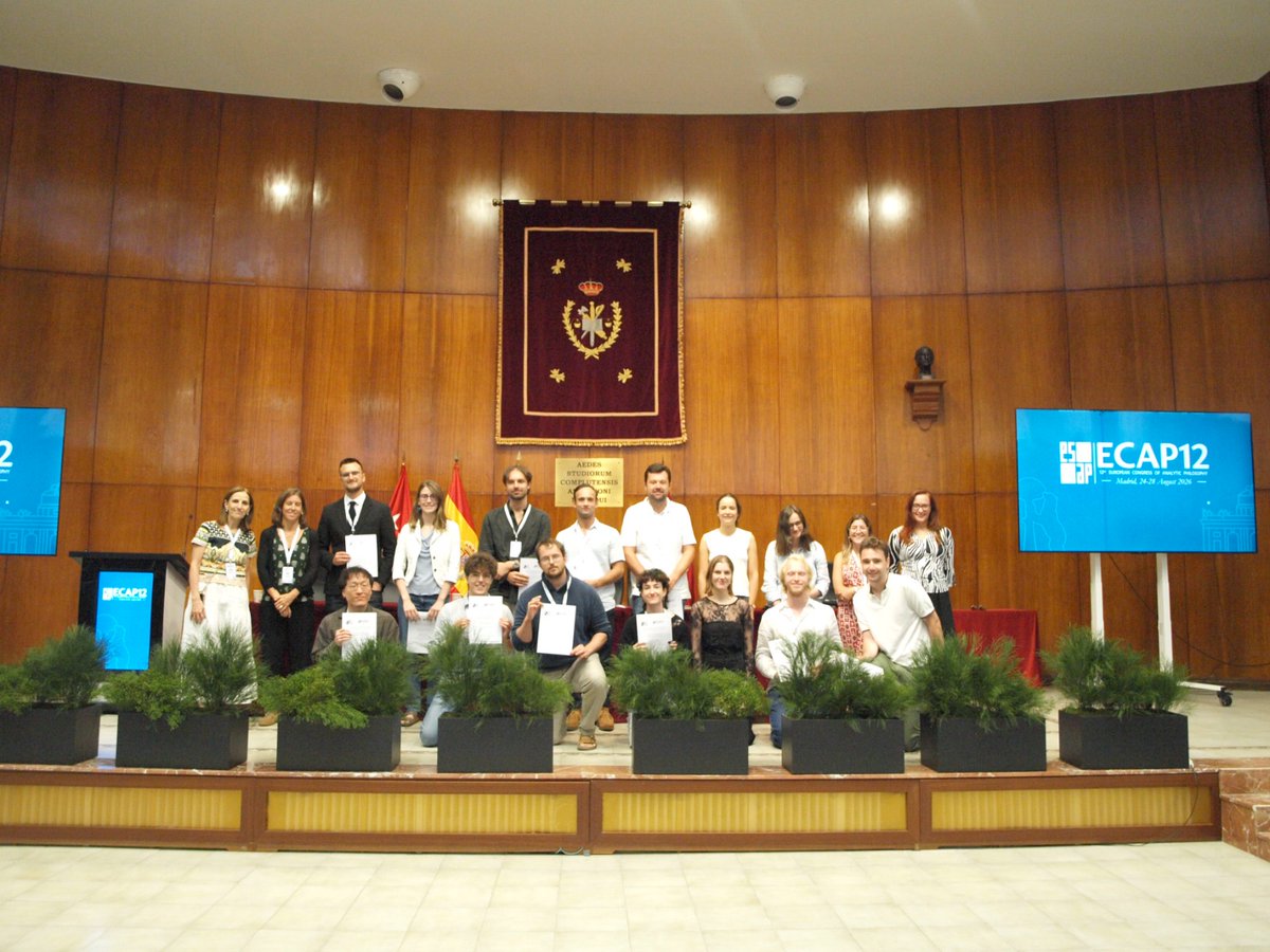 ecap12th's tweet photo. A few photos from the ECAP12 Early-Career Scholar Prize ceremony!
See the prize winners and honourable mentions from all eleven sections:
🔗https://t.co/bSz58LBGqk
#ECAP12 https://t.co/04w0ZDyy0v
