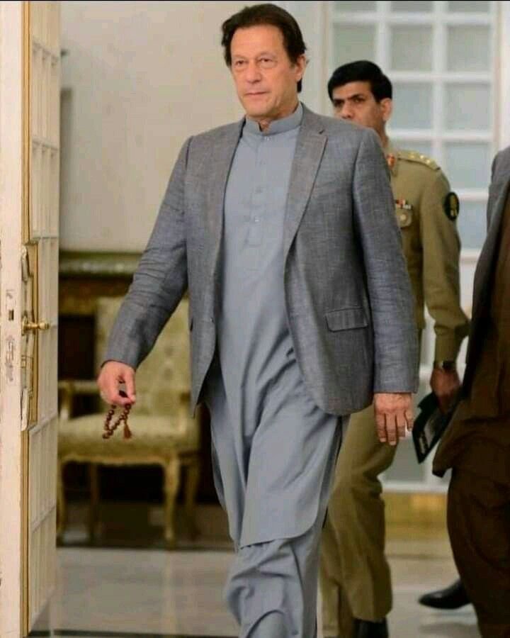 InsafPK's tweet photo. بڑی مشتاق ہے دنیا، تیری پرواز دیکھن نوں

#ReleaseImranKhan 
#عمران_خان_پر_ظلم_بند_کرو https://t.co/Bc6ZtaxQxb