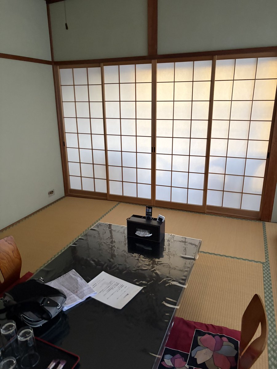 Tak_33's tweet photo. 安福亭でラーメン食べ新潟記念見に行って月岡温泉で一泊して栃尾であぶらげ買ってしょうがの海でラーメン食べて帰ってきた。
充実した休みだったけど運転疲れたw https://t.co/kwxskhpiKv