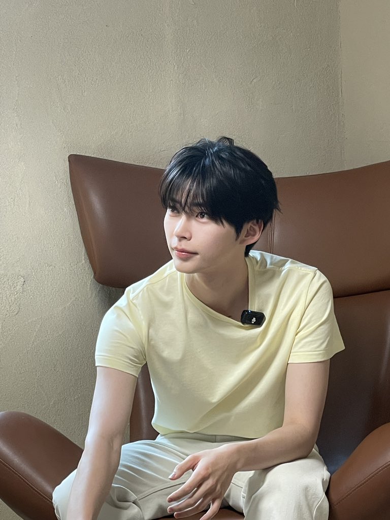 sunghanbin_twt's tweet photo. [📸] 지금부터 휴식 시작🚶‍➡️ㅣ힐링 채우기 편 EP.1 BEHIND

#성한빈 #SUNGHANBIN https://t.co/Ch7RJe3DuY