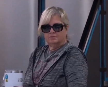 rbbq's tweet photo. Things You "Need To Know" - Day 55 #BB28

1. Devens hints at NOT being the replacement, asks Angela/Dee to push it 
2. Barrett tells Melody that he would vote out Devens if he loses Block Buster
3. LaLa tells Devens she could be Haley's replacement and a vote for the Icons
4. Feeds cut for the "Jury Party" because it's way too far to be the Halfway Party
5. The Icons/Crossovers say all of them will refuse to vote for anyone in F2 is they screw over Devens this week (they're talking directly @ Barrett)
6. Medieval Comp Recap:
- Comp 1: Dee wins, saves Devens. Sends Drew/Haley into Comp 2
- Comp 2: Drew wins, saves Angela. Sends Barrett into Comp 3 vs. Haley
- Comp 3: Barrett wins...we end on a cliffhanger

What To Watch For Today
- Final Replacement Nominee Discussions
- Veto Ceremony Results