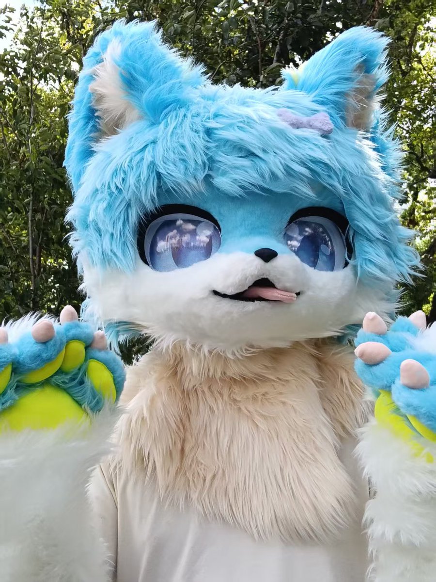 ChemangMango520's tweet photo. 我真可爱！
soooooo cute!
#furry #fursuiteveryday https://t.co/2iFHZRXKVc