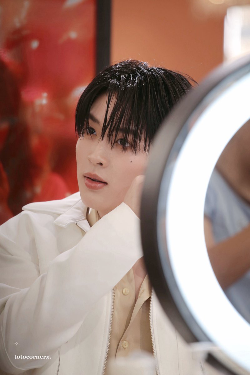 totocornerx_'s tweet photo. (📸) 260831 🙋🏻‍♀️💘🌟

PEEM TOTO x  Bobbi Brown

#รองพื้นเซรั่มผิวโกลว์ใส 
#BobbiBrownThailand 
#TOTOthayawat #9214KIDS https://t.co/W42YDuJQaA