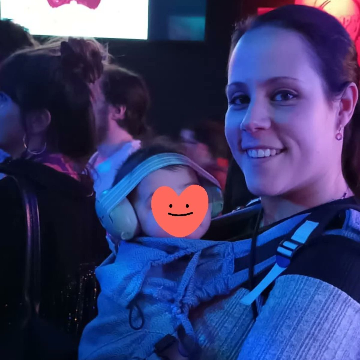 BettySimis9r's tweet photo. The best and what I love most in life: @ana_belen_fp and Axel, always. https://t.co/N4eCvkFrVo