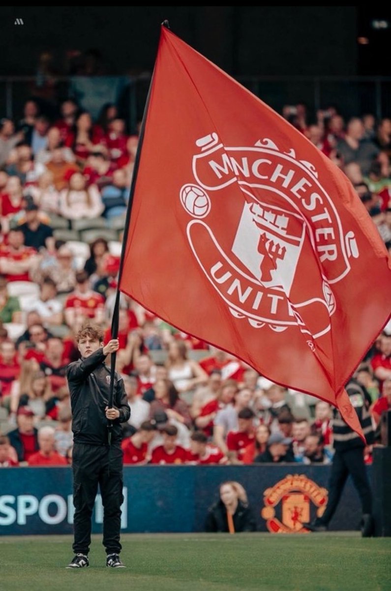 DatManUnitedboy's tweet photo. Manchester United fans. Good morning 
Do have a good day https://t.co/L3ddVpXPyQ