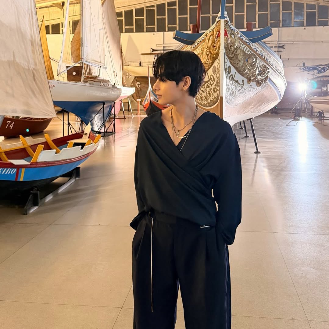 thvgaggedme's tweet photo. there was something in that portuguese air https://t.co/2jq4jYBo8P