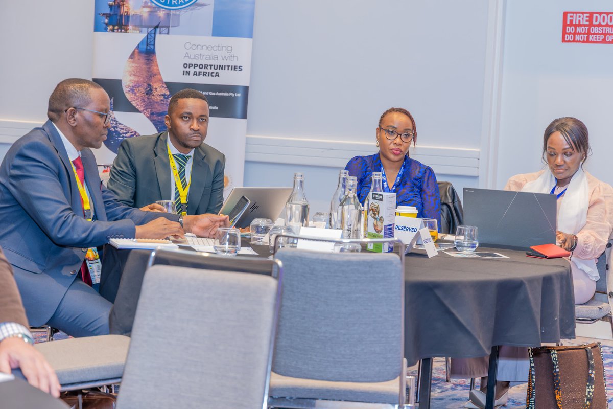 2026Cleanenergy's tweet photo. A glimpse into the conversations, speakers and connections shaping CEC Perth 2026.
Swipe through the moments. →
#CEC2026 #CleanEnergyConference #PerthEdition #AfricaAustralia #CleanEnergy #EnergyTransition #EnergyInvestment https://t.co/D0Ftunff6K