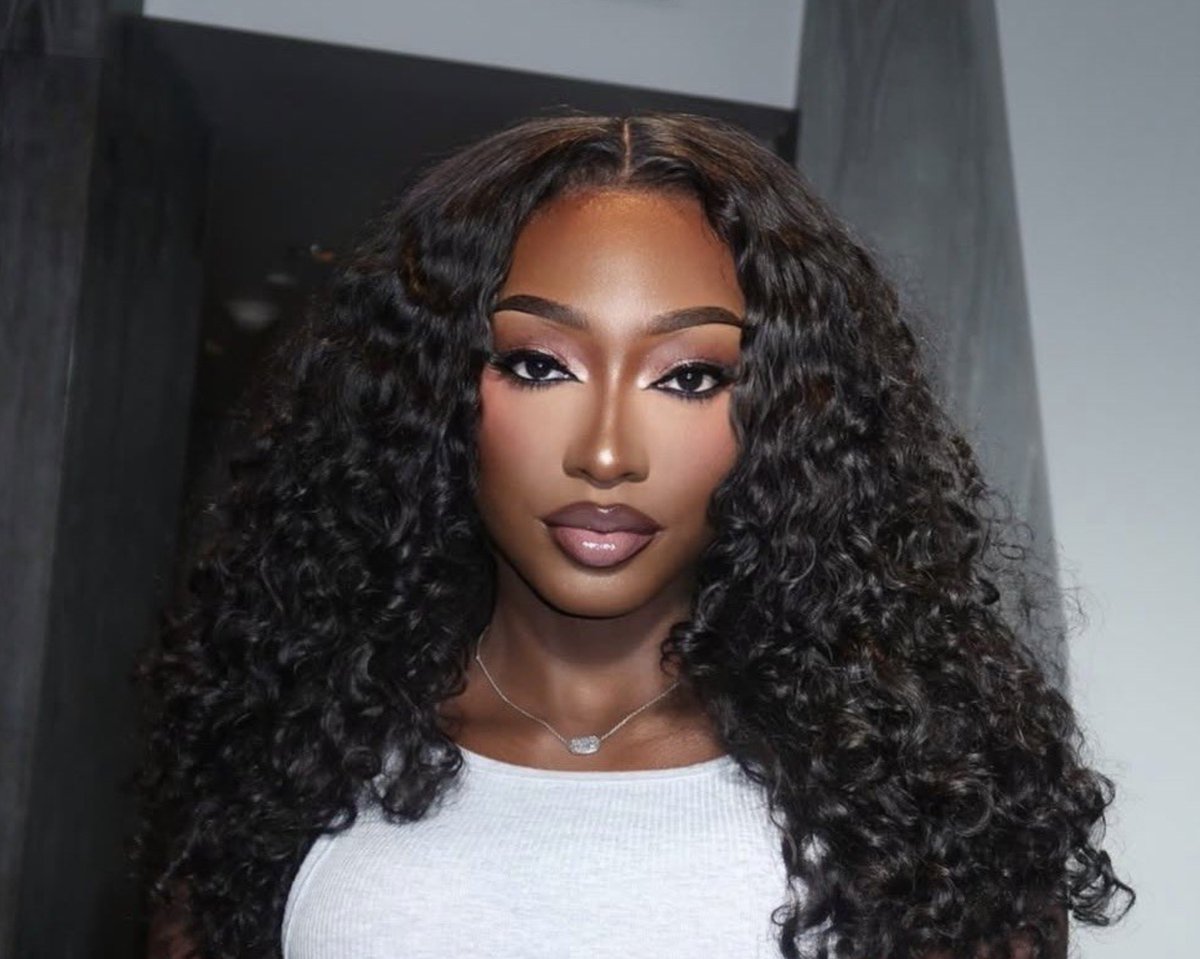 prettylibrary_'s tweet photo. Aniya Harvey 💓 https://t.co/OMb3kKgtF9