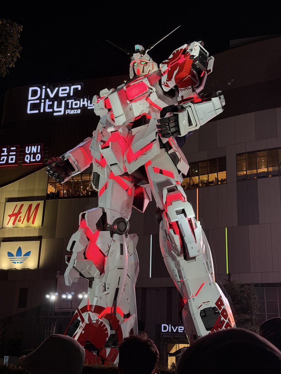 Art3mi6's tweet photo. さよならユニコーン…「それでも！」また会える日を👋🏻 https://t.co/5Ojl8PAf3x