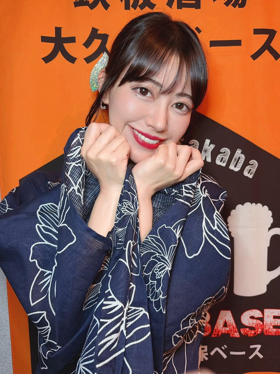 aya_nuu719's tweet photo. 夏祭りイベント2本立て🏮👘✨
カラオケに特技の即興あいの手、夜は夏祭り酒場🍶✨

スーパーウルハイニコハピはにしきーな1日でした🩷🩵

そして最後の最後でアフレコーーー(笑)
自分に腹が立つ🤬w

InstagramにREEL載せたよぉ〜📹

夏の思い出、のぞきにきてねぇ🫶

https://t.co/sQcYIwCfus https://t.co/Z4WajqHUv6