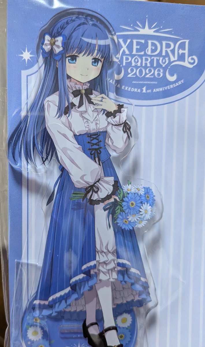 prprmna's tweet photo. まどマギ廻天観たあとにアニメイト行ってなんか青いけどこのほむらええやん思って買ったらやちよさんやったwwwwwwwww https://t.co/zD32tY92Mv
