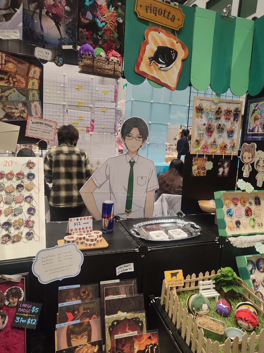 riqotta's tweet photo. Had too much fun with the keito cardboard cutout at animaga https://t.co/Qm2IJ8R2WG