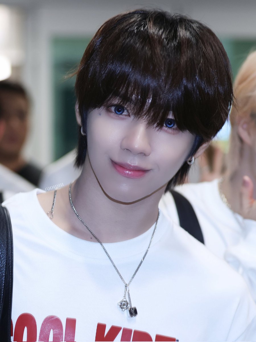 hourlyence's tweet photo. #AHOF #아홉 #JL #제이엘 https://t.co/4tdtQCv9KJ