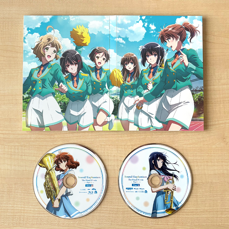 anime_eupho's tweet photo. ＼発売まであと2⃣日！／

#ユーフォ最終楽章 前編
特装版Blu-rayのサンプルをご紹介🎺

☑︎本編UHD-BD〈Dolby Vision® & Dolby Atmos®〉ディスク
☑︎新規シーンコンテ集
☑︎「ひとつの目標、それぞれの想い」カード16枚セット

9/2(水)発売！
ぜひゲットしてください！

🔻特装版Blu-ray
https://t.co/6C5FLsBPg1

🔻通常版Blu-ray
https://t.co/Tc2snvHE9T

🔻通常版 DVD
https://t.co/XQJCOxrofE

📀前編 Blu-ray＆DVDの詳細はこちら
https://t.co/cYaBrI0UQO
#anime_eupho