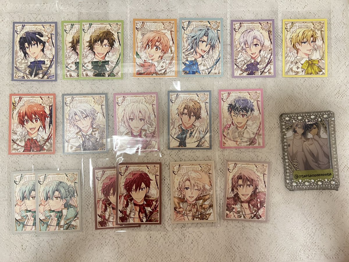 otaotaooooooota's tweet photo. 【交換/譲渡】アイナナ アイドリッシュセブン 16 STAR SIGNS 16SS クリアカード

譲）画像

求）クリカ:千.巳波2.虎於2 or 定価(+送料)
　　特典:千

巳波.虎於は友人分です
特典の天.悠.トウマは仮約束の方確認中

都内手渡し/郵送

お気軽にお声掛けください🙇‍♀️ https://t.co/gIfJSPq0Bt