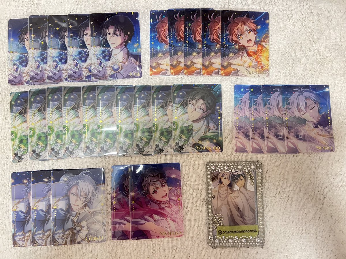otaotaooooooota's tweet photo. 【交換/譲渡】アイナナ アイドリッシュセブン 16 STAR SIGNS 16SS クリアカード

譲）画像

求）クリカ:千.巳波2.虎於2 or 定価(+送料)
　　特典:千

巳波.虎於は友人分です
特典の天.悠.トウマは仮約束の方確認中

都内手渡し/郵送

お気軽にお声掛けください🙇‍♀️ https://t.co/gIfJSPq0Bt