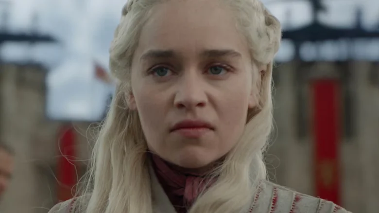 black_devil_56's tweet photo. 🦖🔥 Could dinosaurs actually fix the ending of Game of Thrones?
The final season of #GameOfThrones remains one of TV’s most debated endings. But a new wild theory suggests #TheWindsOfWinter could take the story in a completely unexpected direction: DINOSAURS.
George R.R. Martin’s world already contains mysterious “walking lizards” in the unexplored continent of Sothoryos — massive predators with powerful hind legs and curved claws that sound suspiciously like raptors. 🦖
Now imagine Daenerys discovering them in Essos, rallying them to her cause and arriving in Westeros with an army of Dothraki riding dinosaurs. 😂⚔️
Ridiculous? Absolutely.
But it would certainly make the books VERY different from HBO’s ending.
Would you actually want dinosaurs in Westeros? 👀
#TheWindsOfWinter #ASOIAF #GeorgeRRMartin #GameOfThrones #GOT #HouseOfTheDragon #DaenerysTargaryen #Westeros #Sothoryos #Dinosaurs #Raptors #Fantasy #HBO #TVNews #BookTok