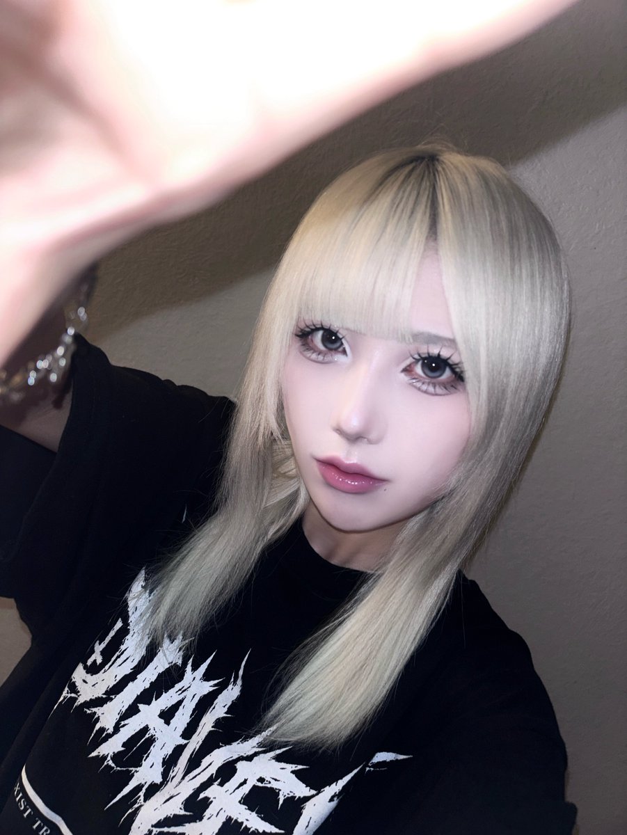 diavel_yurika's tweet photo. ツアー折り返し~ https://t.co/DxPGikR3bO