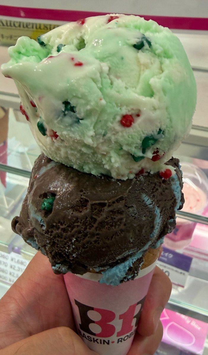 sleet_DBZD's tweet photo. 大田原東武が閉店になるので、県北での31🍨を食べ納め😆
まさかのマジカルミントナイト!!!!
何気なく行ってたデパートが無くなるの寂しいね😢
#チョコミン党 
#チョコミント https://t.co/4XS9efSq1A