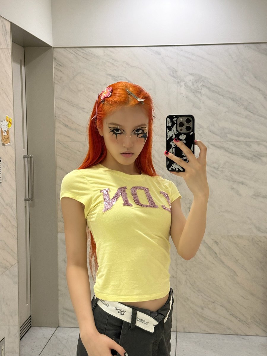 Rook_Metal's tweet photo. There’s no look she can’t pull off ☀️
#XG #CHISA https://t.co/w2NmS9rZFR