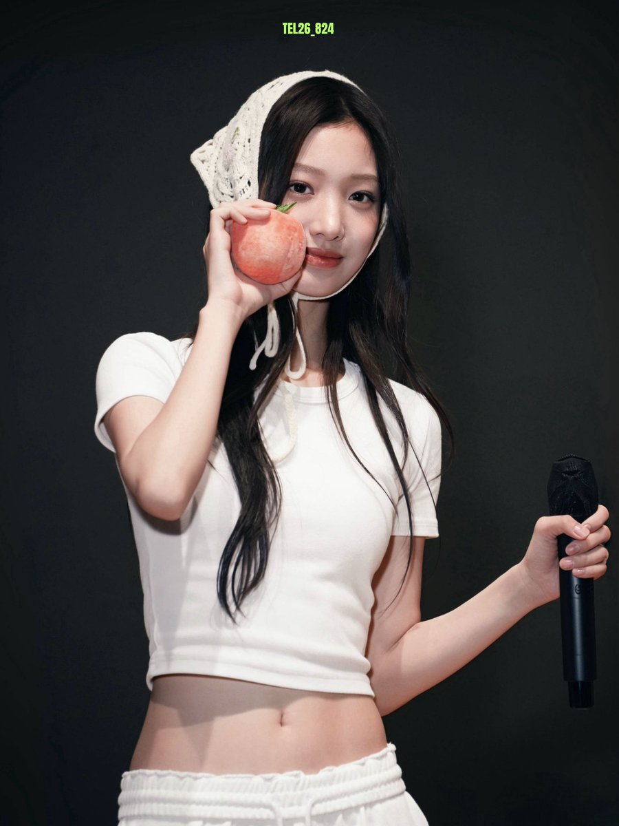 Tel26824's tweet photo. 260830 Music Plant
🍑
#TUIDE #튜이드 #SEOYEON #서여 https://t.co/qkxYS3jPdQ