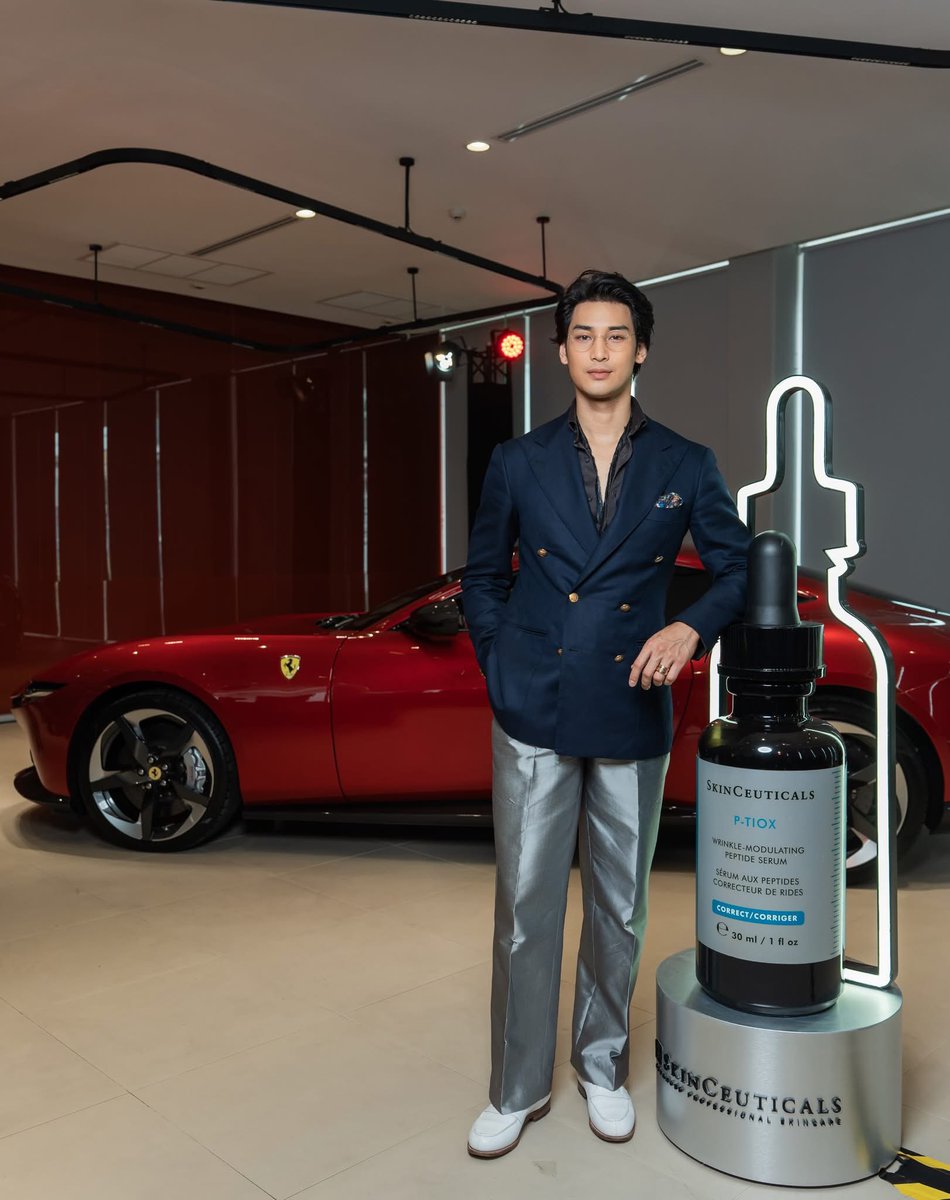 Foon555XApo555's tweet photo. Apo Nattawin will attend a private event SKINCEUTICALS X FERRARI ”THE PURSUIT OF PERFORMANCE“ 

 #SkinCeuticalsTHxAPO

#SkinCeuticalsTH #CavallinoMotors
#SkinCeuticalsPartner #SkinCeuticals X #FERRARI #ScuderiaFerrariHP 

@Nnattawin1 #ApoNattawin 🏎️ https://t.co/gxm8RZPdrh