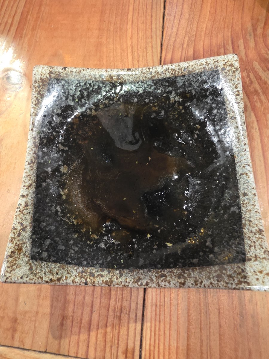 HiroUkigmo's tweet photo. コーラだったもの
山芋のわさび漬けだったもの
焼き鳥だったもの
えりんぎバターだったもの https://t.co/euTpn28yog