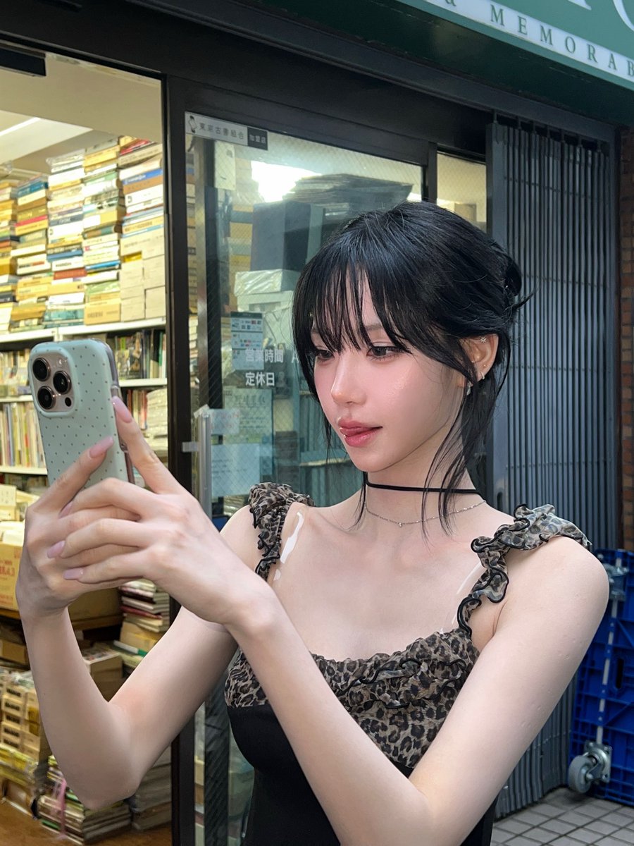 nakyubam's tweet photo. holy kim nakyoung https://t.co/ApEcvGI037