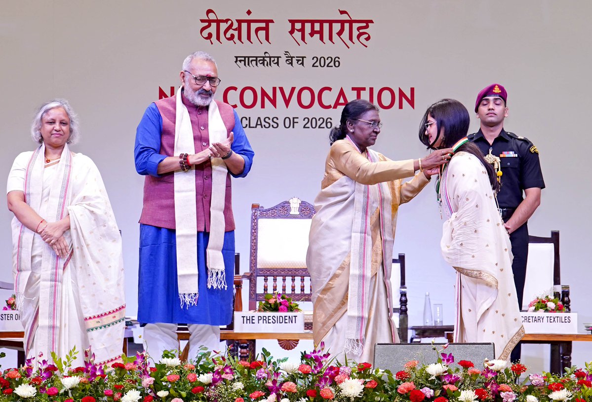 TexMinIndia's tweet photo. Hon’ble President of India, Smt. Droupadi Murmu, graced the NIFT Convocation 2026 at Yashobhoomi Convention Centre, New Delhi.

The occasion was also graced by Hon’ble Union Minister Shri Giriraj Singh, Smt. Neelam Shami Rao, Secretary (Textiles) and Smt. Tanu Kashyap, Director General, NIFT, along with other distinguished dignitaries, senior officials, faculty members, scholars and graduating students.

The Combined Convocation brought together graduating students from 20 NIFT campuses across the country, celebrating their academic excellence, creativity, dedication and achievements as they embark on a new journey in the world of fashion, design and creative industries.

#NIFT #NIFTConvocation2026 #PresidentOfIndia #ClassOf2026 #Yashobhoomi #ViksitBharat @NIFT_HO @NIFTNewDelhi