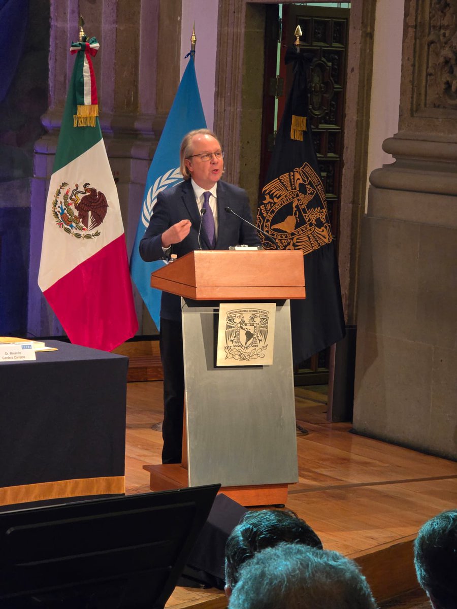 BrazilBrian's tweet photo. I have never spoken in a venue quite like this one. It was a great honor to be in Mexico City, and share a stage with President Bachelet, for the launch of @cepal_onu  special commission on Latin America's geopolitical & economic future. Thank you to UNAM and rector Leonardo Lomelí for hosting us as we continue this "road show" of the report we spent 18 months preparing under guidance of @JoseMSalazarX You can see more here: https://t.co/DVKgrRjCvB