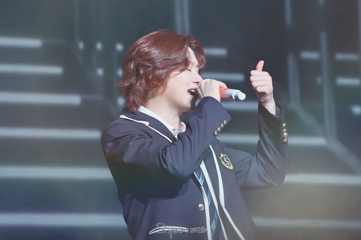 Ssspecial1004's tweet photo. 260829 [1983] 83z Fancon in Hong Kong

희철쌈쌈❤️🤍 
#heechul #希澈 #희철
#83line #superjunior83z  
#superjunior #슈퍼주니어 https://t.co/wCOls4ZA9q