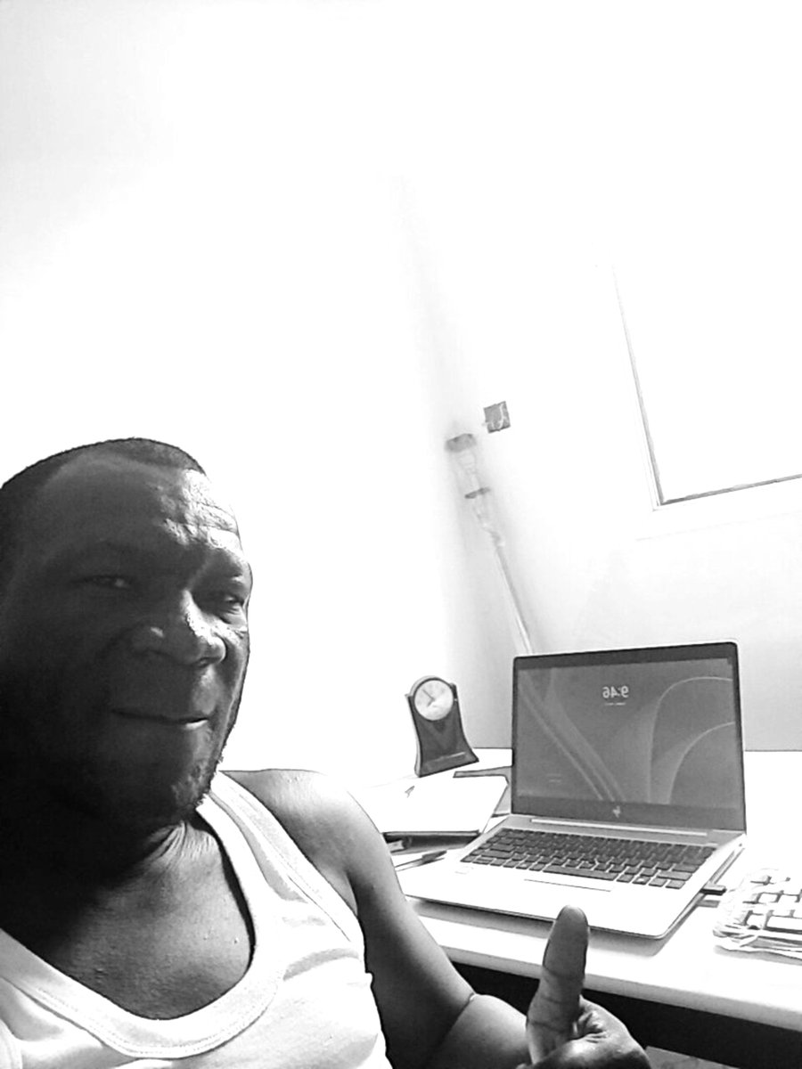 edg_styles's tweet photo. In 2019, I quit X.

After three years of posting, 

Nothing showed. 
I was lost and tired.
I watched others go viral and sell,

And I wondered: is there a secret? 

Why can’t I crack this code? https://t.co/QnqacLDYZ3