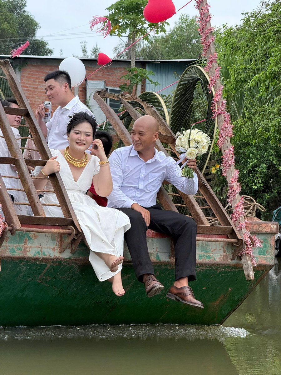 LinnzMakeup's tweet photo. Đám cưới miền tây sông nước đây..
Có bác nào ở miền tây ko lên chia sẽ thêm nha…
#weding #makeup https://t.co/sMo4pm2rxp