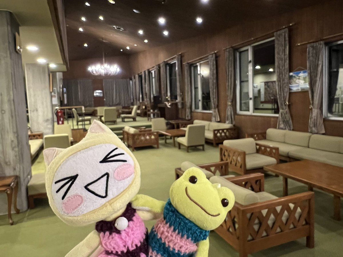 tonkich1's tweet photo. #ホテル立山 今日で宿泊サービス終了😢
昨年の初雪の日に宿泊できました。
建物もサービスも極上なホテルでした。また泊まりたかった😭
思い出すと涙が出てきちゃう…。素敵な思い出をありがとうございました🍀
#トロ旅 #どこでもいっしょ #かえるのピクルス https://t.co/QHnCSG3Kb0