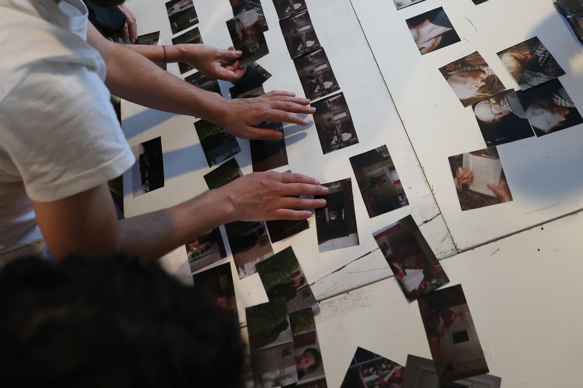 CA2M_Madrid's tweet photo. Un jueves al mes nos reunimos alrededor de la imagen en movimiento.
👉Este grupo es un lugar para pensar sobre #cine y #educación.
👉Invitaremos a artistas y cineastas a compartir sus procesos de trabajo.
📅Desde 3 septiembre
✅#Actividadgratuita
ℹ️https://t.co/bgxEpsfK8r https://t.co/VZTM0tGcYN